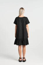 Load image into Gallery viewer, NYNE MURAL DRESS BLACK
