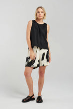 Load image into Gallery viewer, NYNE RESOLVE SHORT ODYSSEY