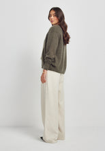 Load image into Gallery viewer, UNTOUCHED WORLD LINDEN CARDI OLIVE GROVE