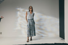 Load image into Gallery viewer, UNTOUCHED WORLD PAISLEY SKIRT DAPPLED BLOOM