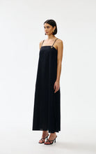 Load image into Gallery viewer, KINNEY CALI DRESS BLACK