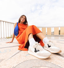 Load image into Gallery viewer, VICTORIA VIENTO NEGRO