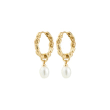Load image into Gallery viewer, PILGRIM GOLD SHIFT PEARL EARRINGS
