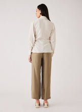 Load image into Gallery viewer, ESMAEE LIGHT IN SHIRT