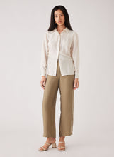 Load image into Gallery viewer, ESMAEE LIGHT IN SHIRT