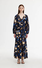 Load image into Gallery viewer, KINNEY MEGAN DRESS NIGHT GARDEN