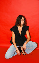 Load image into Gallery viewer, KINNEY BOBBIE TOP BLACK