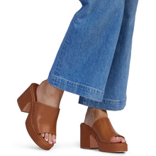 Load image into Gallery viewer, KATHRYN WILSON ROMAN MULE TAN CALF