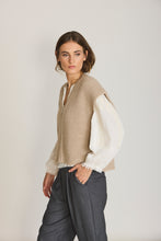 Load image into Gallery viewer, INDI & COLD YARROW TOP BLANCO
