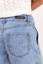 Load image into Gallery viewer, IVY + JACK KINDLY MID BLUE POCKET FRONT DENIM SHORTS