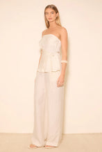 Load image into Gallery viewer, MØN RENN RAE TOP CREAM