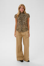 Load image into Gallery viewer, COMING SOON | SAINT TROPEZ LILJA TOP LEOPARD
