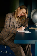 Load image into Gallery viewer, INDI & COLD GERBERA JACKET VISON