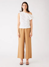 Load image into Gallery viewer, ESMAEE FUSE TOP WHITE