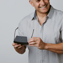 Load image into Gallery viewer, FOX & LEO GLASSES CASE NAVY