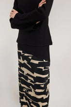 Load image into Gallery viewer, NYNE MOSAIC LONGSLEEVE BLACK