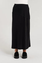 Load image into Gallery viewer, NYNE SCOUT SKIRT BLACK
