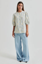 Load image into Gallery viewer, SECOND FEMALE CLAUD SHORT SLEEVE SHIRT POWDER BLUE