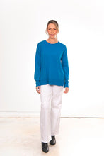 Load image into Gallery viewer, BRIDGE &amp; LORD CREW NECK P/O ELECTRIC BLUE
