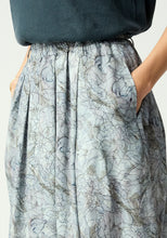 Load image into Gallery viewer, UNTOUCHED WORLD PAISLEY SKIRT DAPPLED BLOOM