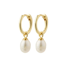 Load image into Gallery viewer, PILGRIM GOLD BERTHE RECYCLED PEARL HOOP EARRINGS