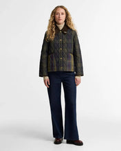 Load image into Gallery viewer, BARBOUR TARTAN REIMAGINED ICONS TARTAN CROPPED LIDDESDALE QUILTED JACKET