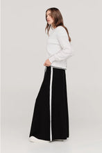 Load image into Gallery viewer, TAYLOR COMPLACENT SKIRT BLACK IVORY