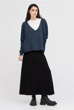 Load image into Gallery viewer, TAYLOR SUBMERGE SWEATER SMOKE