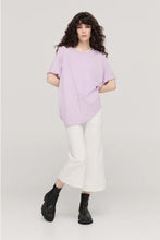 Load image into Gallery viewer, TAYLOR CAMBER TEE QUARTZ