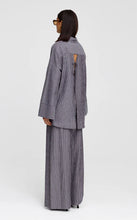 Load image into Gallery viewer, KINNEY ELODIE SHIRT CHARCOAL