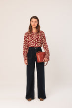 Load image into Gallery viewer, INDI & COLD LUPINE PANT NAVY