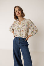 Load image into Gallery viewer, INDI & COLD NOA TOP BEIGE