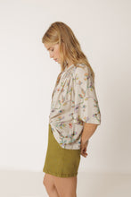 Load image into Gallery viewer, INDI & COLD ROSA TOP BEIGE