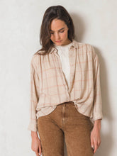 Load image into Gallery viewer, INDI & COLD AURELIA SHIRT CRUDO