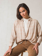 Load image into Gallery viewer, INDI & COLD AURELIA SHIRT CRUDO