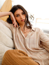 Load image into Gallery viewer, INDI & COLD AURELIA SHIRT CRUDO