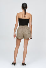 Load image into Gallery viewer, MARLE ALISA SHORT LAUREL