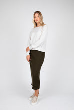 Load image into Gallery viewer, MARLOW MERINO CREW NECK KNIT IVORY