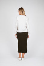 Load image into Gallery viewer, MARLOW MERINO CREW NECK KNIT IVORY
