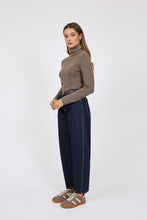 Load image into Gallery viewer, MARLOW THE CURVE BARREL JEAN MIDNIGHT WASH