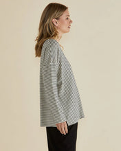 Load image into Gallery viewer, BETTY BASICS BRIXLEY LONG SLEEVE TOP