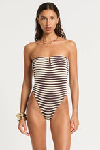 Load image into Gallery viewer, BOND-EYE BLAKE SABLE DOT STRIPE