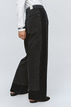 Load image into Gallery viewer, MARLE BORDER JEAN BLACK/BLACK WASHED