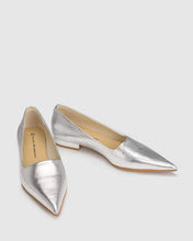 Load image into Gallery viewer, CHAOS & HARMONY BEATRIX FLAT SILVER SNAKE