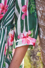 Load image into Gallery viewer, COOP BY TRELISE COOPER CINCH ON SHIRT GREEN