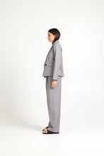 Load image into Gallery viewer, TUESDAY CROP BLAZER SILVER