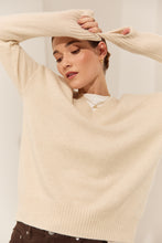 Load image into Gallery viewer, MARLOW CASHMERE V-NECK SHELL