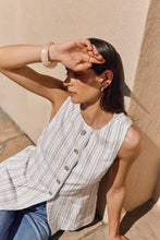 Load image into Gallery viewer, MARLOW COMO LINEN VEST