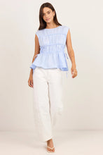 Load image into Gallery viewer, STORIES BE TOLD CONTEXT ICE BLUE LINEN RELAXED SLEEVELESS TOP