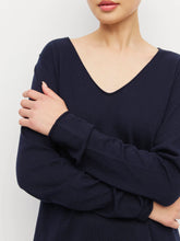 Load image into Gallery viewer, JHL BY JULIETTE HOGAN V-NECK LONG SLEEVE NAVY